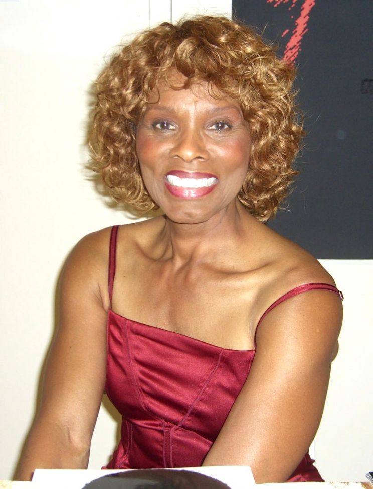 Gloria Henry
