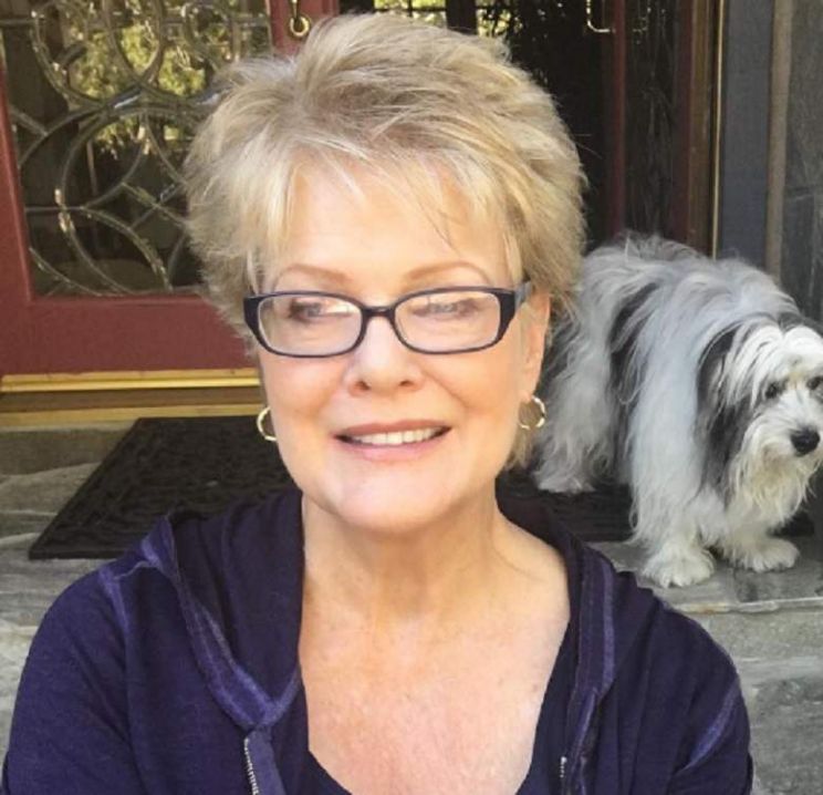 Gloria Loring
