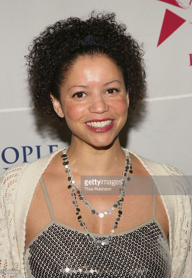 Gloria Reuben