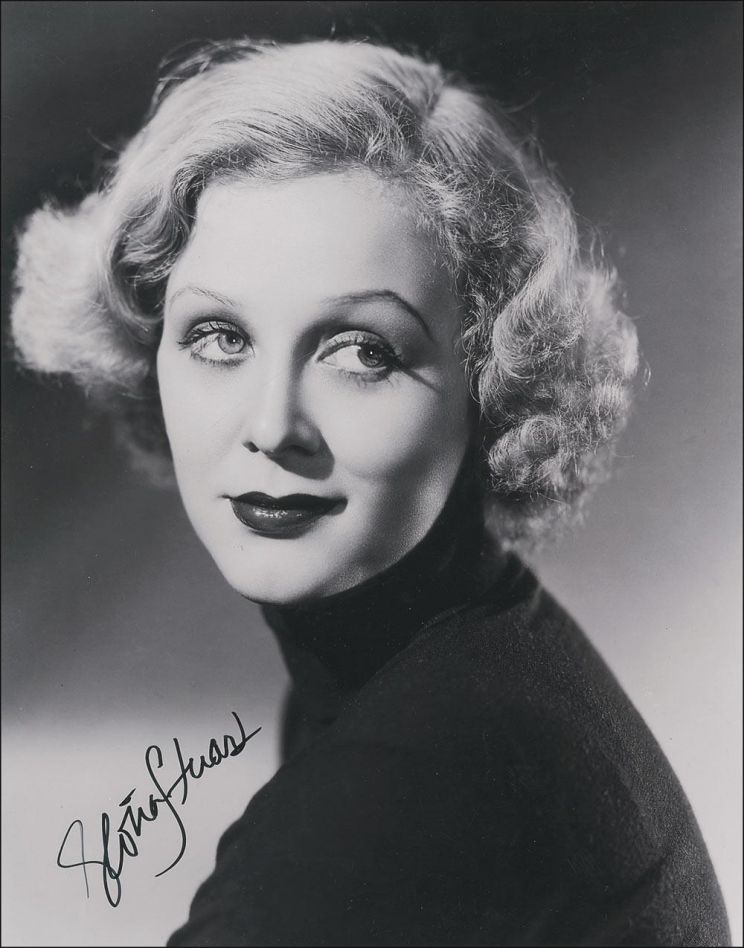 Gloria Stewart