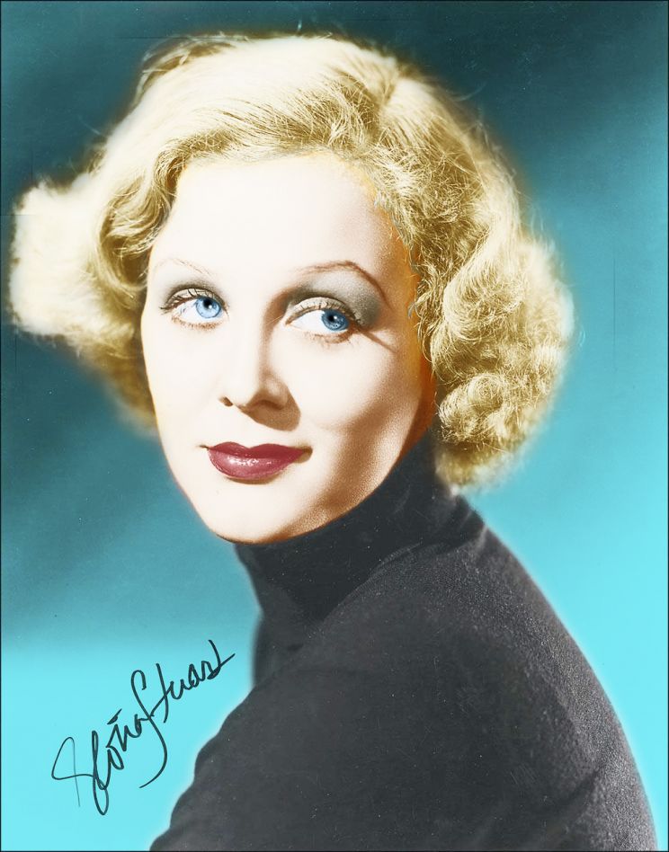 Gloria Stewart