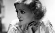 Gloria Stuart