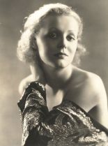 Gloria Stuart