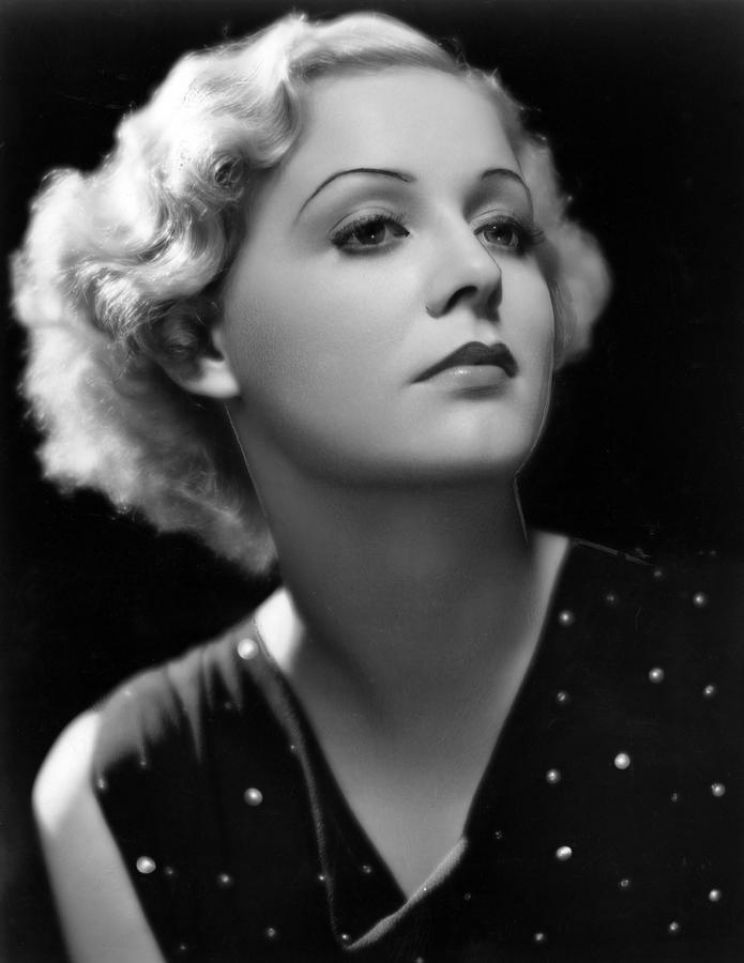 Gloria Stuart