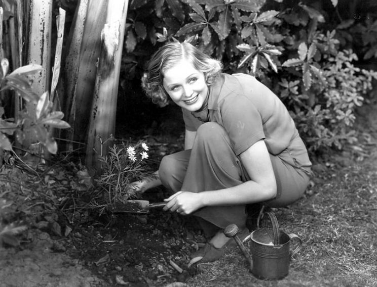 Gloria Stuart