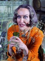 Gloria Swanson #309667 picture (Portrait Medium)
