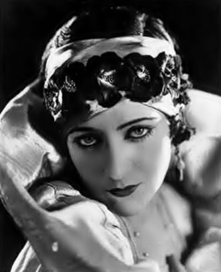 Gloria Swanson