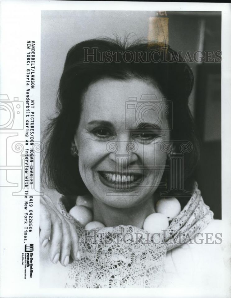 Gloria Vanderbilt