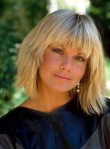 Glynis Barber