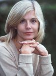 Glynis Barber