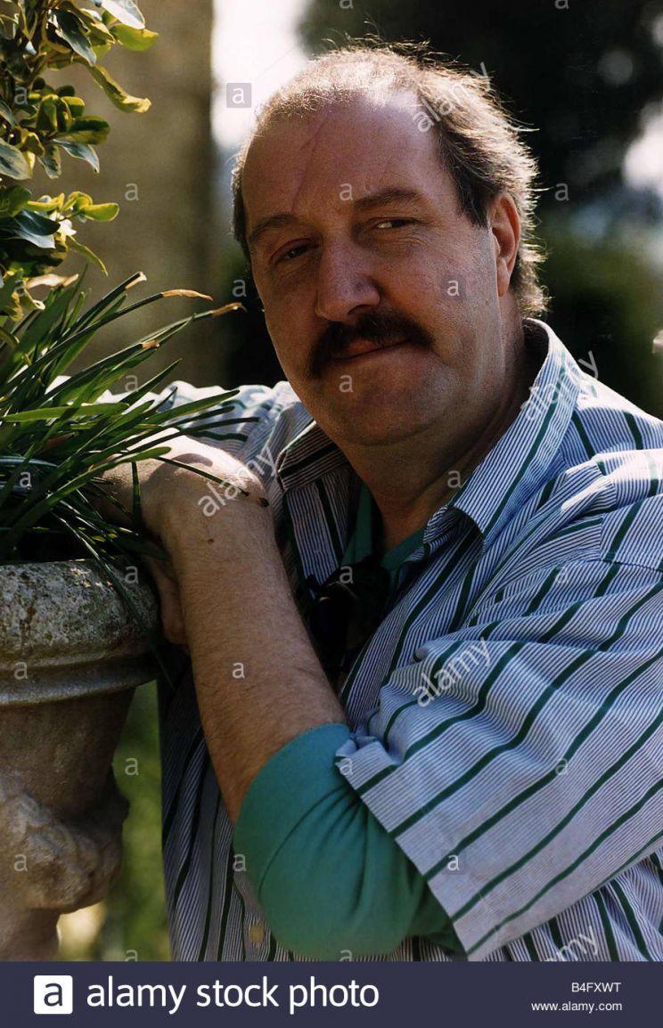 Gorden Kaye