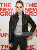 Grace Van Patten photo