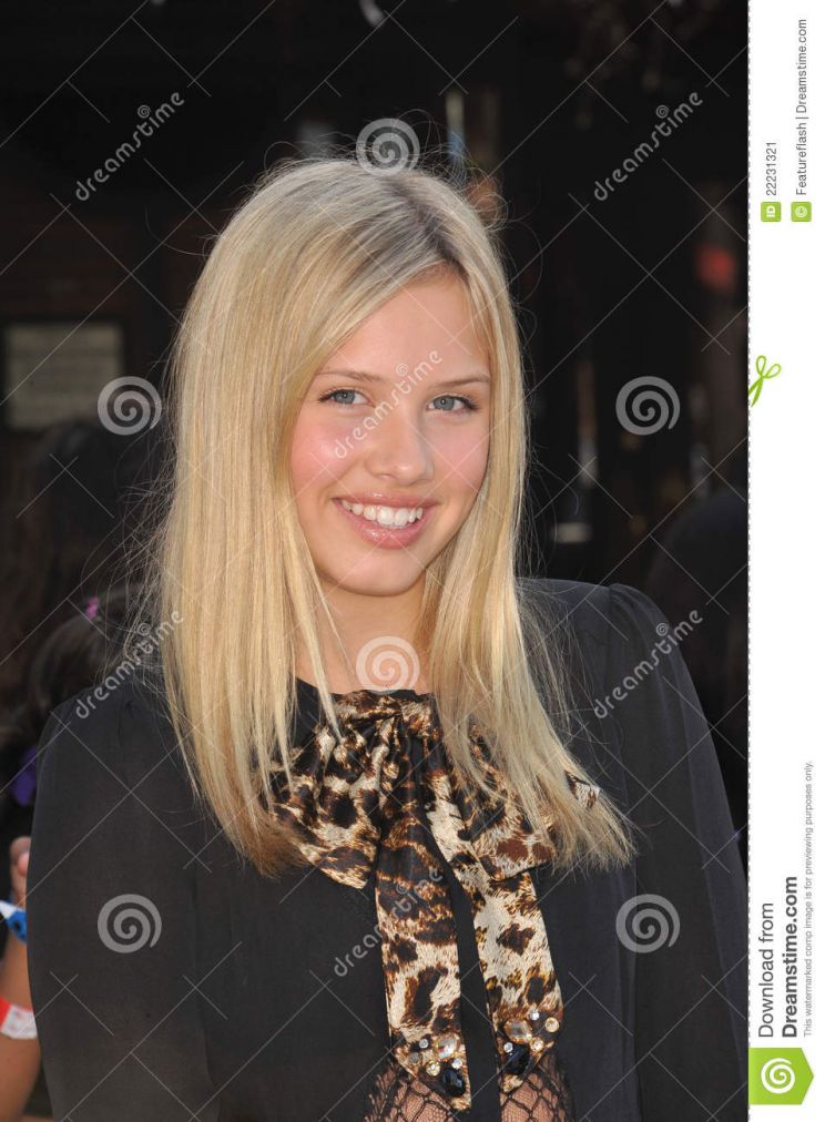Gracie Dzienny