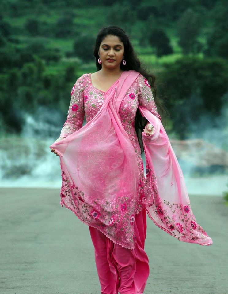 Gracy Singh