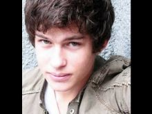 Graham Phillips