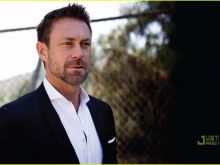 Grant Bowler