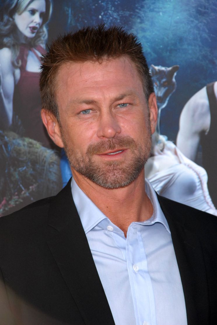 Grant Bowler