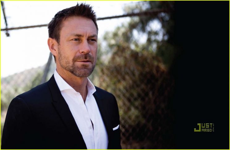 Grant Bowler