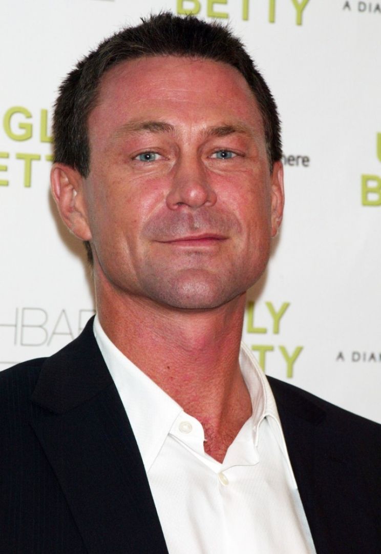 Grant Bowler