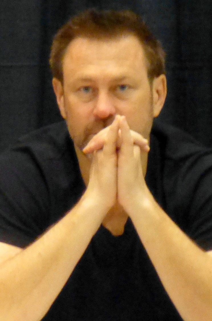 Grant Bowler