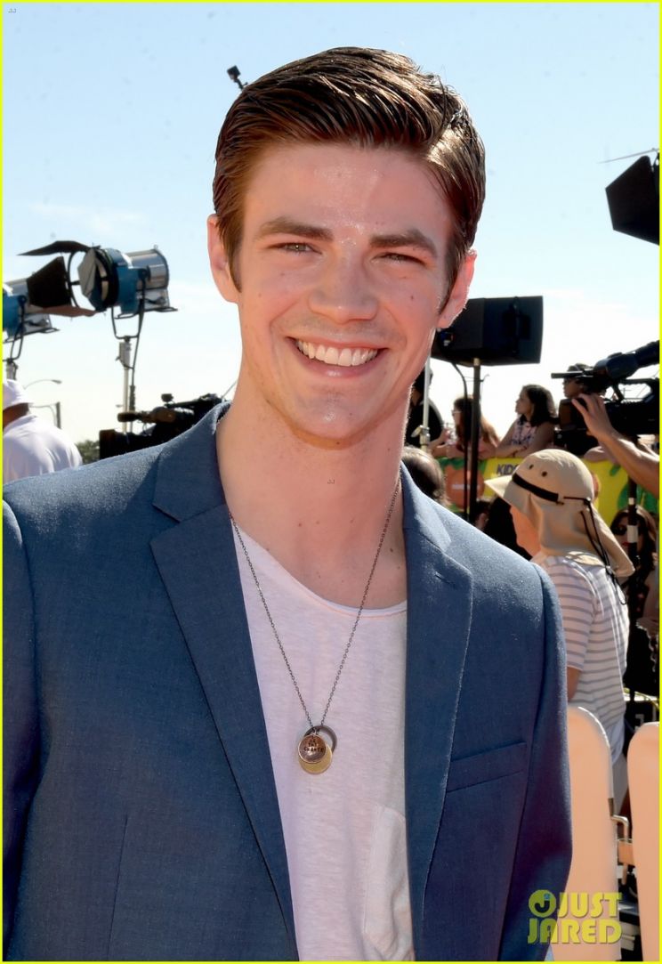 Grant Gustin