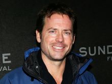 Greg Kinnear