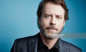 Greg Kinnear