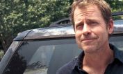 Greg Kinnear