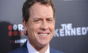 Greg Kinnear