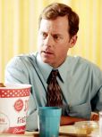 Greg Kinnear