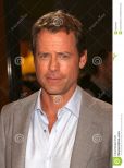 Greg Kinnear