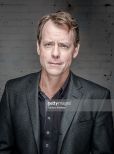 Greg Kinnear