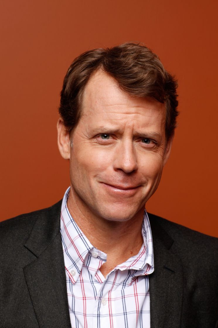 Greg Kinnear