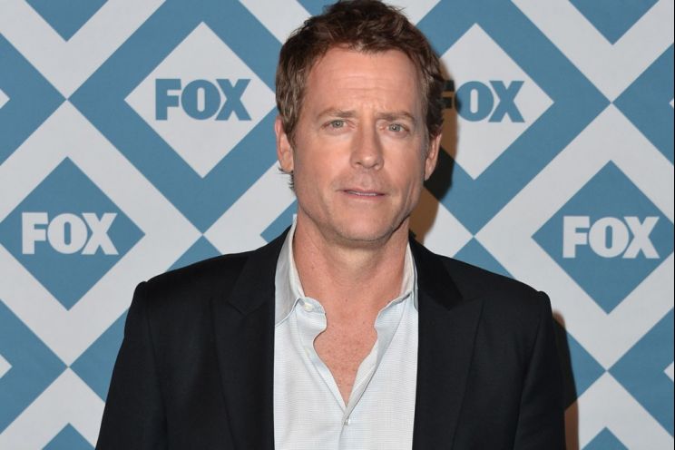 Greg Kinnear