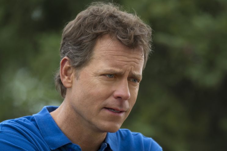 Greg Kinnear