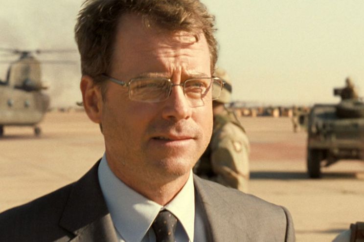 Greg Kinnear