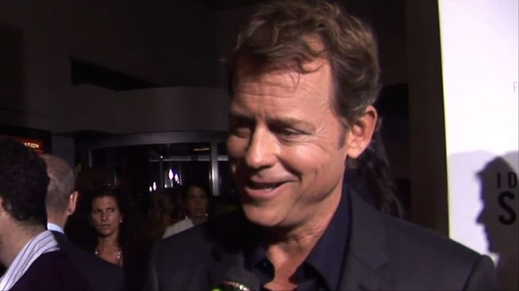 Greg Kinnear