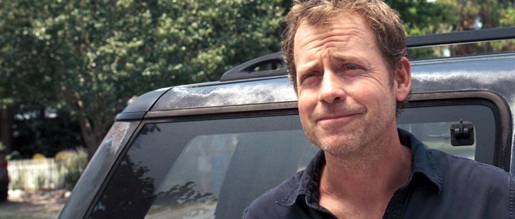 Greg Kinnear