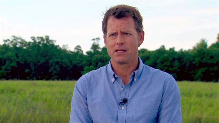 Greg Kinnear