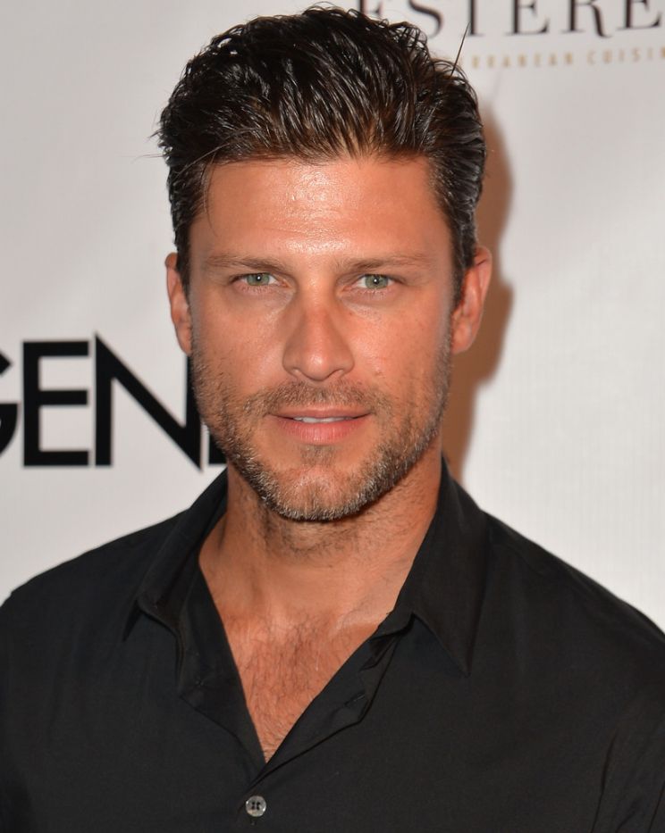 Greg Vaughan