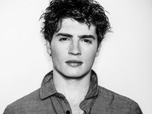 Gregg Sulkin