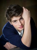 Gregg Sulkin