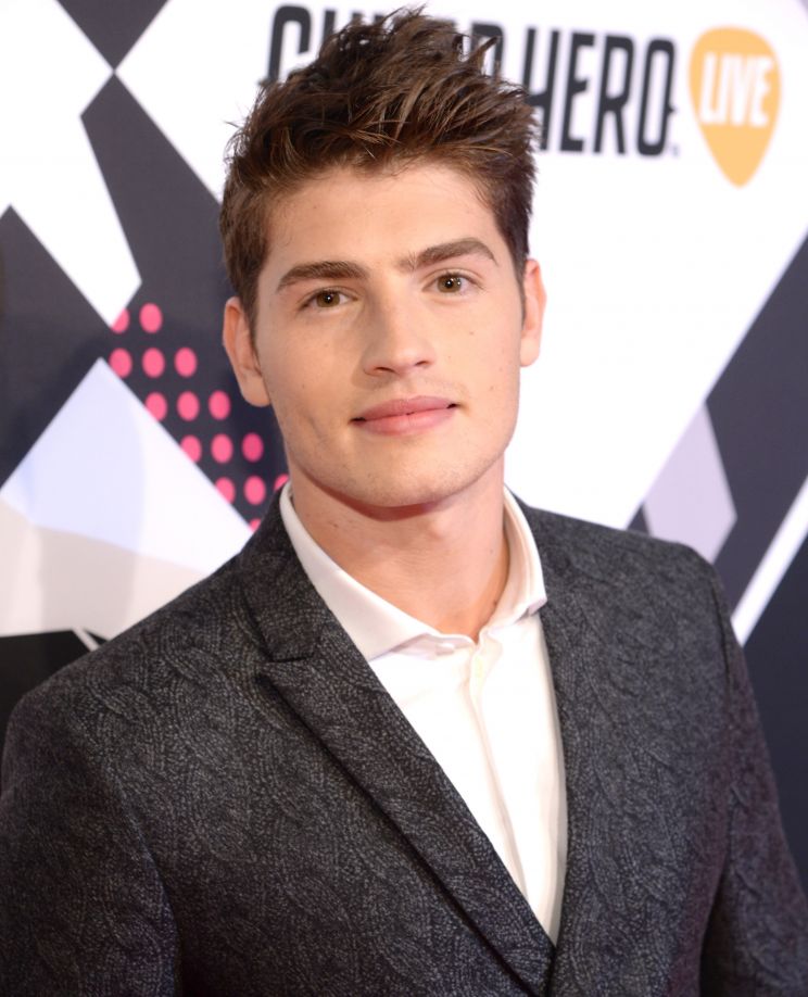 Gregg Sulkin