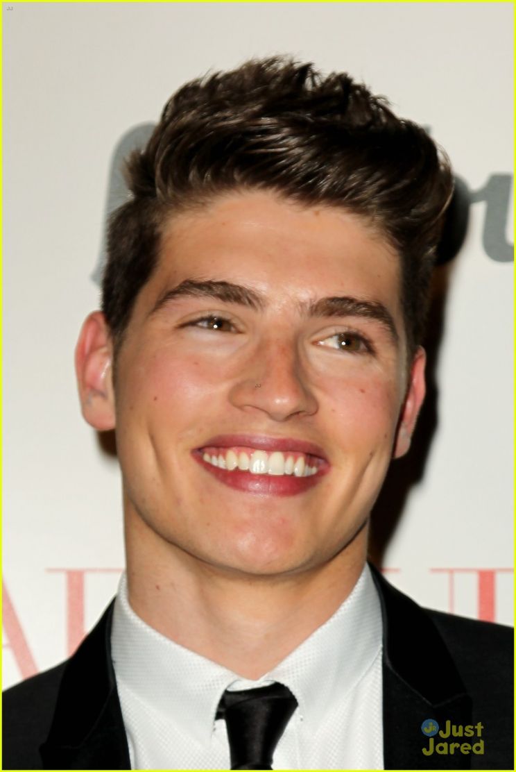 Gregg Sulkin