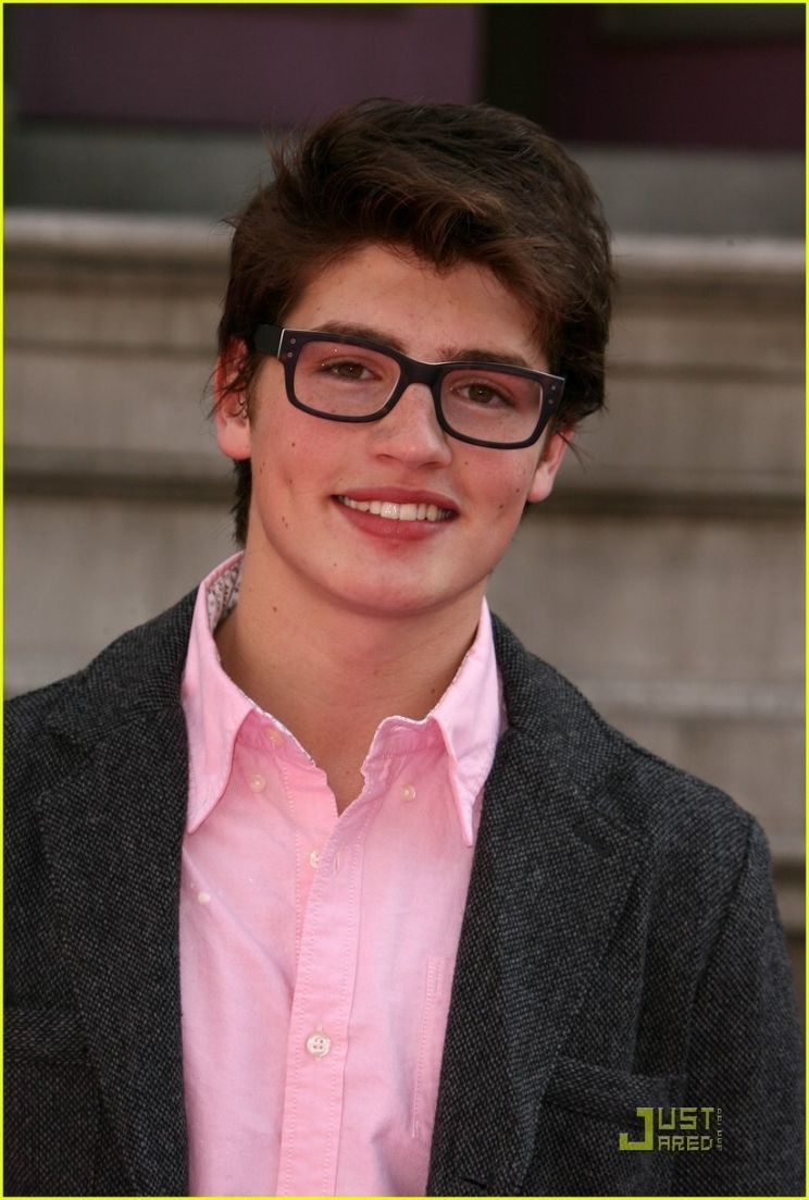 Gregg Sulkin