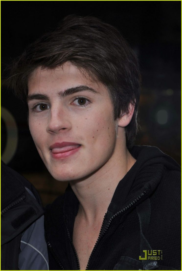 Gregg Sulkin