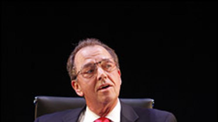 Gregory Itzin