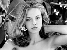 Greta Scacchi