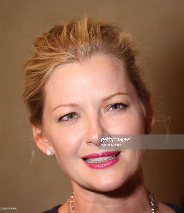 Gretchen Mol