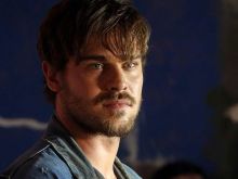 Grey Damon